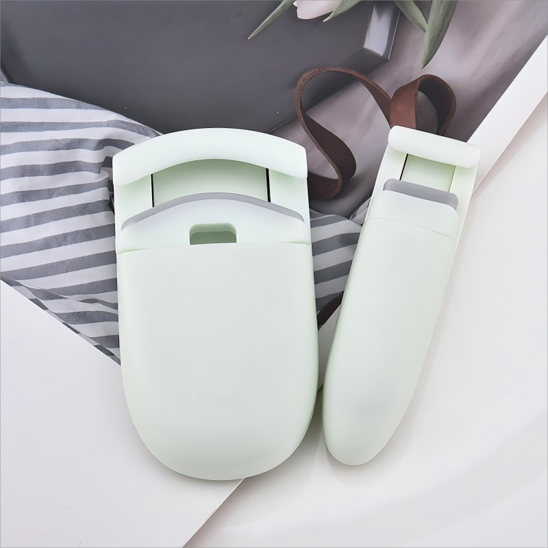 Lash curler