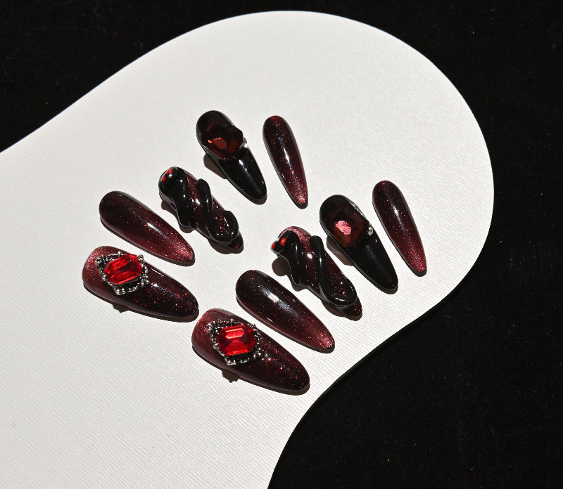 SCARLET SEDUCTION