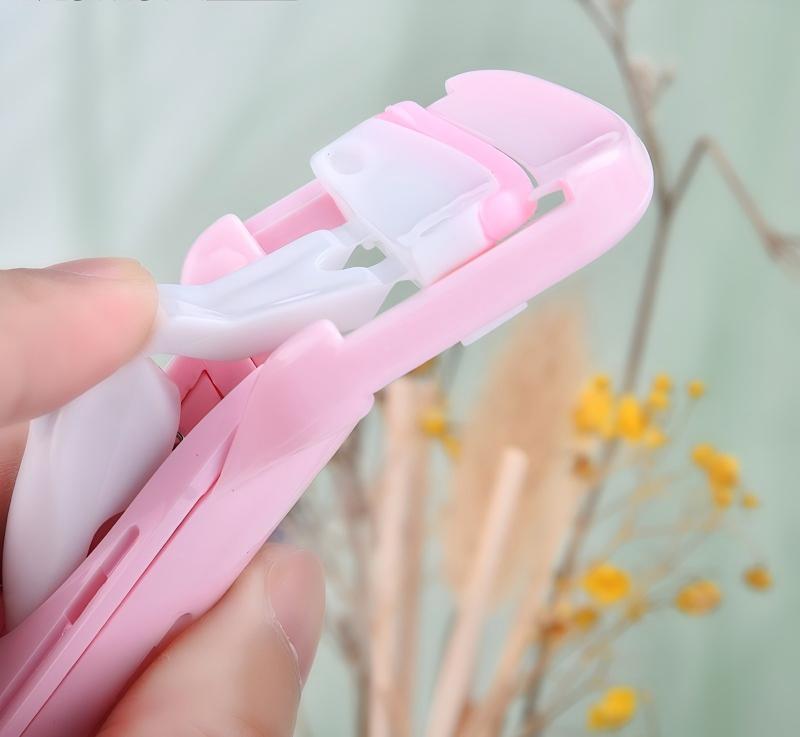 Lash curler